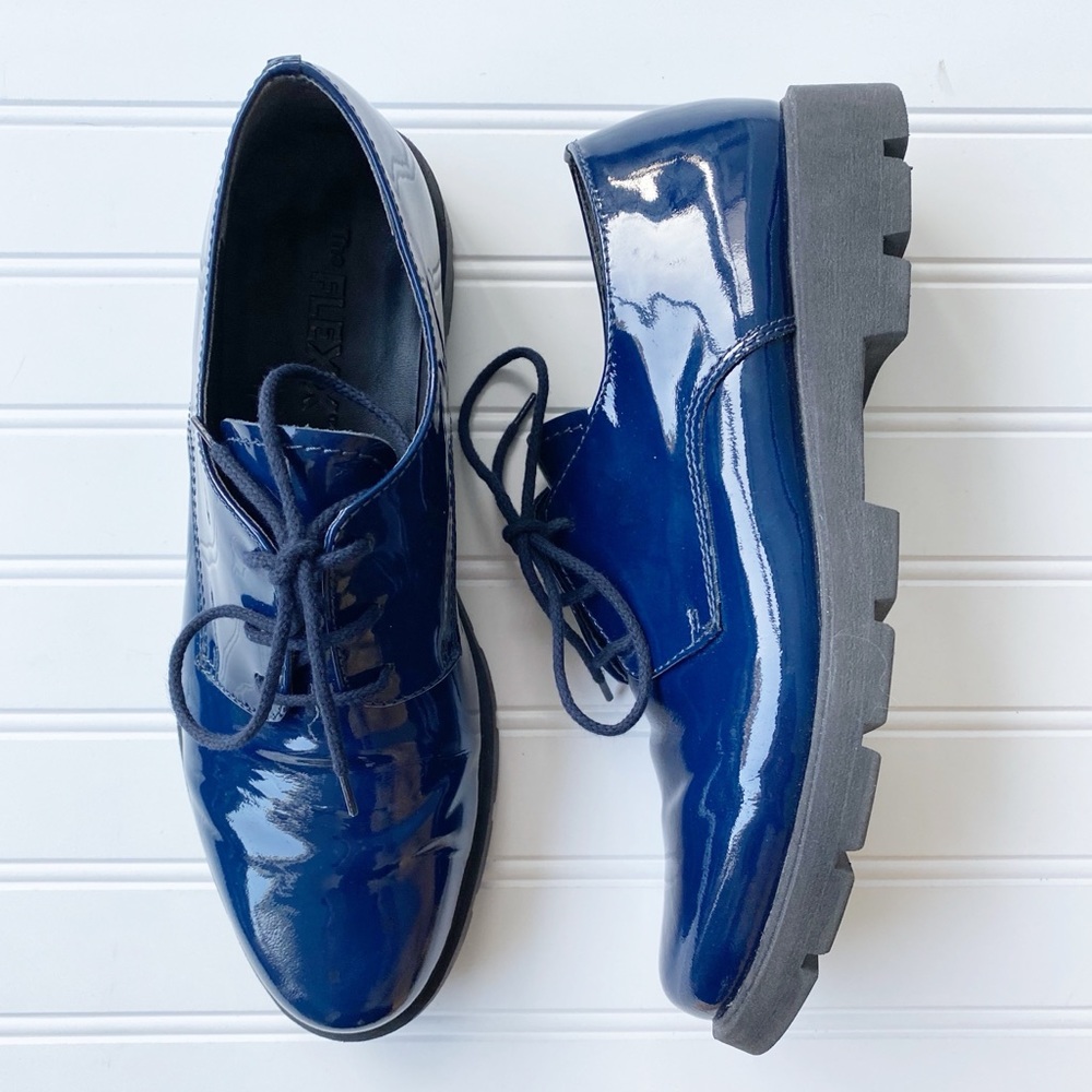 The Flexx women's People Mover oxfords